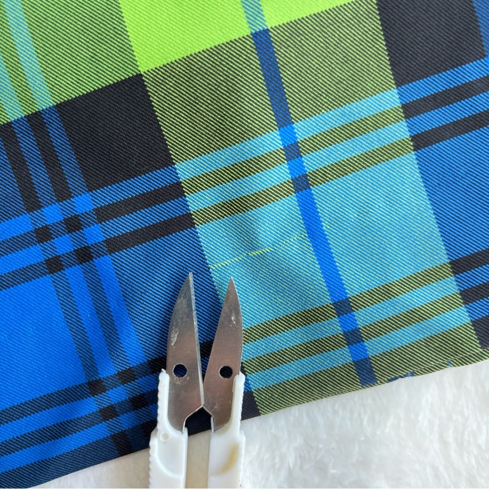 Lilly Pulitzer Plaid Golf Skort Blue and Lime Green Plaid 8 Medium - Picture 3 of 13